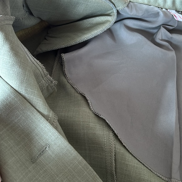 Suzy Shier Short Sleeve Blazer - Picture 6 of 10